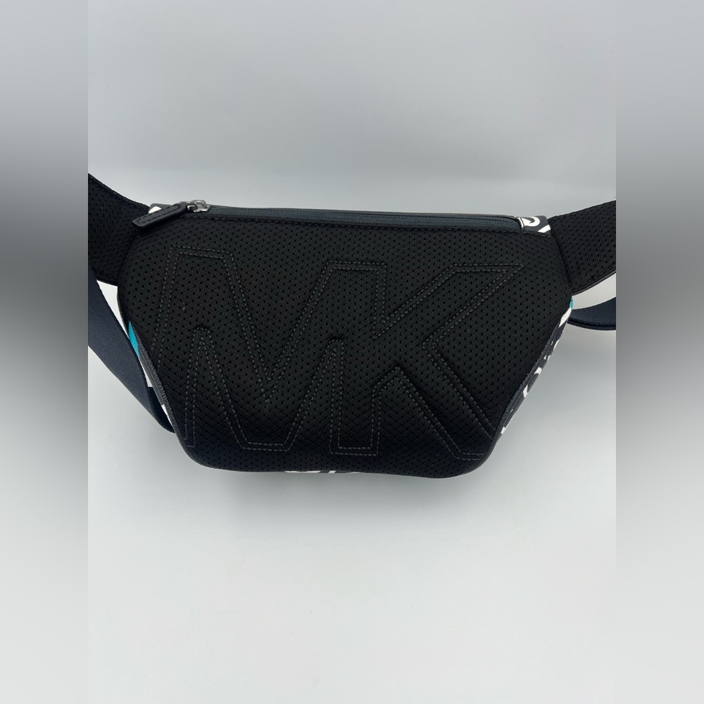 NWT Hudson Utility Belt Bag- Michael Kors - Picture 4 of 5